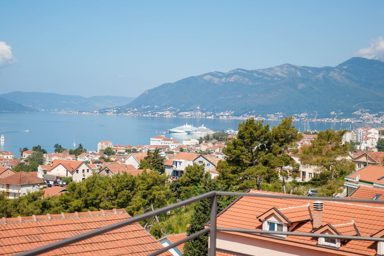 Apartmani Petar 티바트 외부 사진