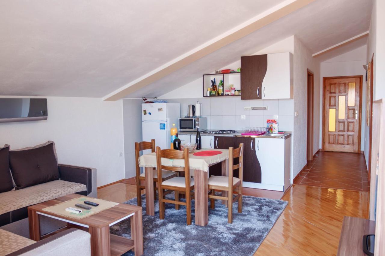 Apartmani Petar 티바트 외부 사진